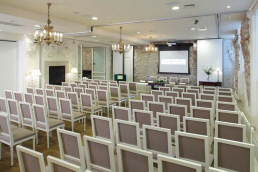 DWOR KOSCIUSZKO ������ � ������ ����� 