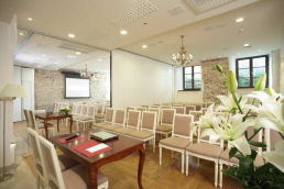 DWOR KOSCIUSZKO ������ � ������ ����� 